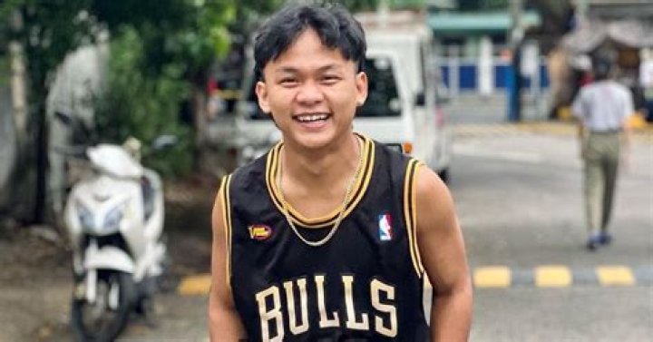 Buboy Villar starts his day with coffee