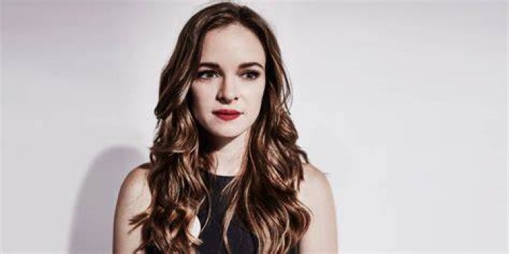 Danielle Panabaker – Biography, Facts & Life Story