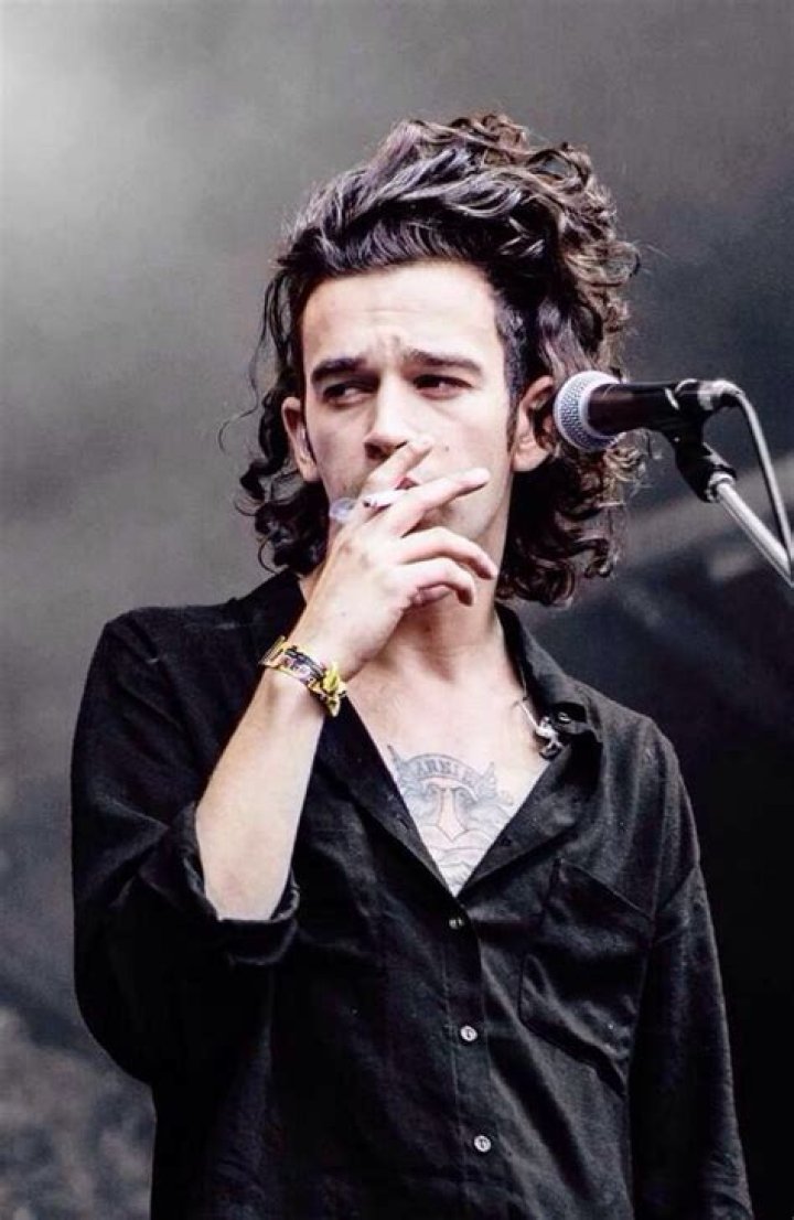 Matt Healy hair