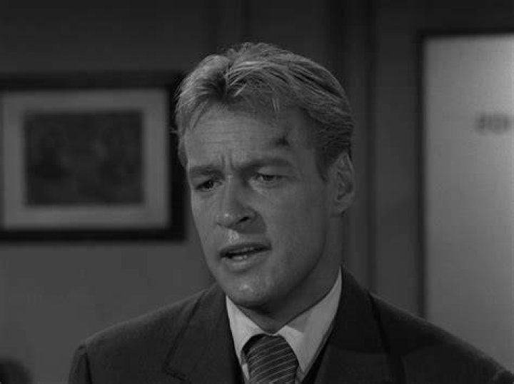 Russell Johnson Net Worth, Age, Height, Death, Bio, Wife 3 Russell Johnson Height